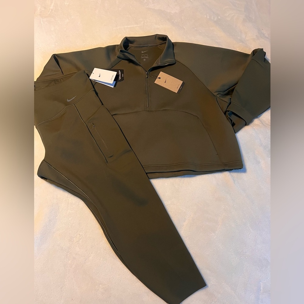 Womens Nike 2 piece